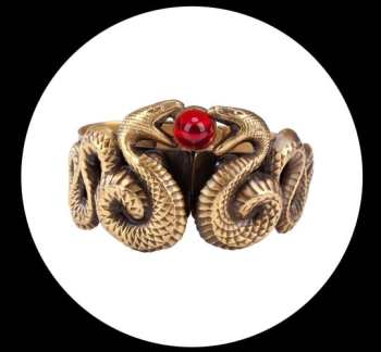 Год змеи - топ 5 оригинальных тематических украшений со змеей